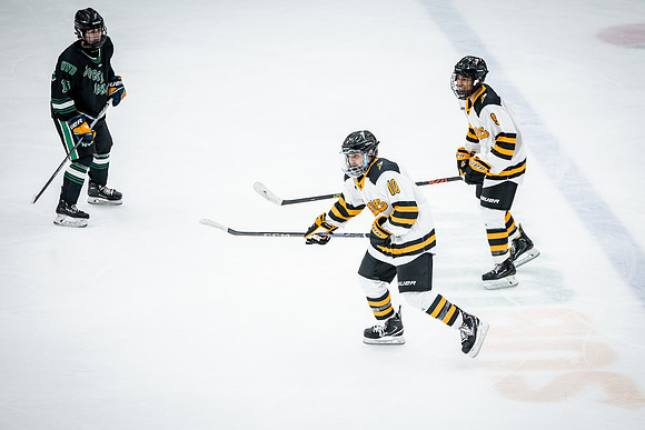 CMHKY vs UND D2-109