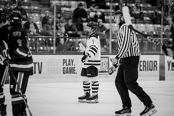 CMHKY vs UND D2-74