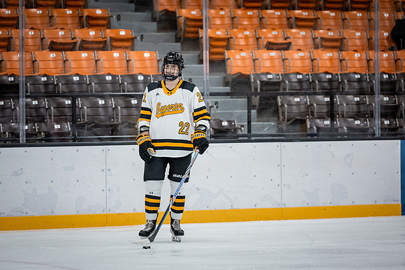 CMHKY vs UND D2-39