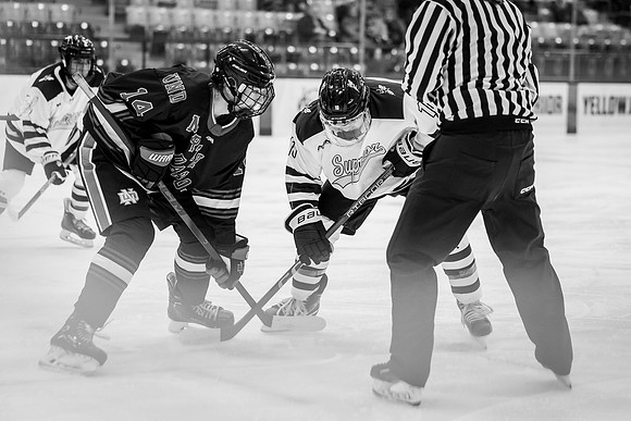 CMHKY vs UND D2-35