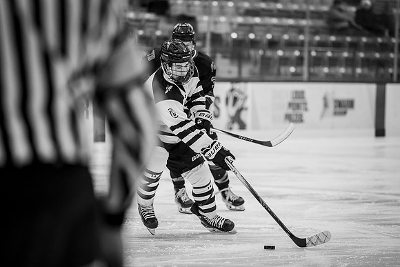 CMHKY vs UND D2-22