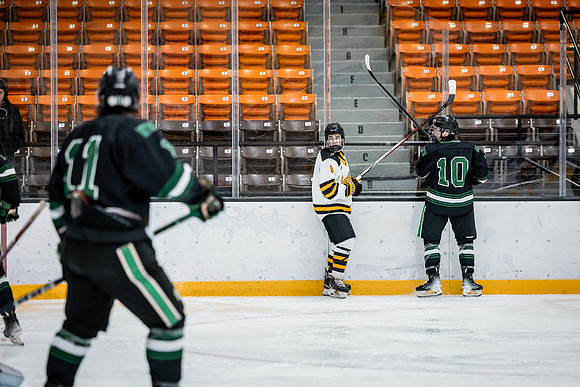 CMHKY vs UND D2-23