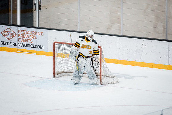 CMHKY vs UND D2-107