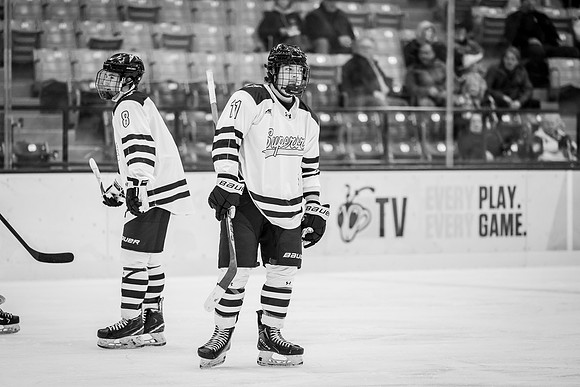 CMHKY vs UND D2-52