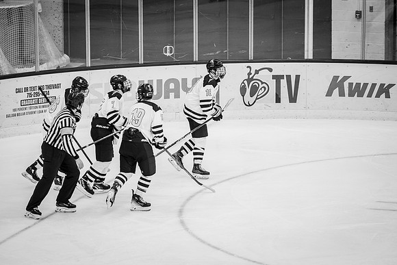 CMHKY vs UND D2-104