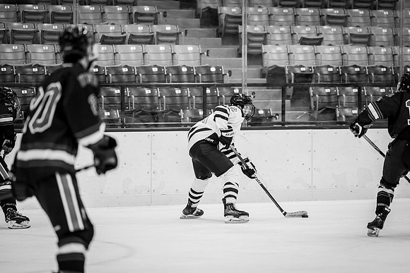 CMHKY vs UND D2-56