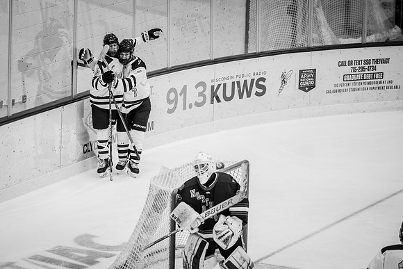 CMHKY vs UND D2-96