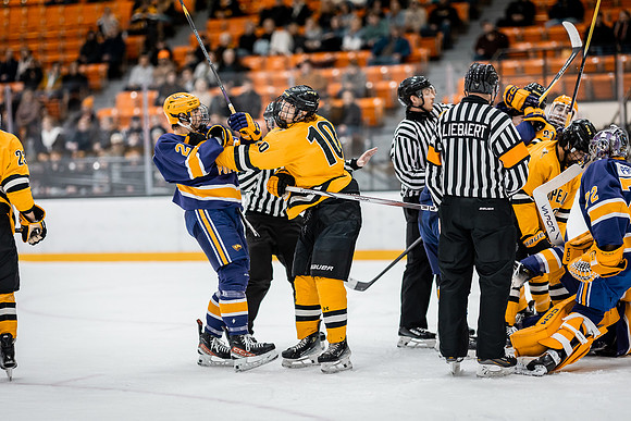 MHKY vs UWSP -203