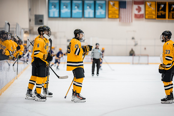 MHKY vs UWSP -214