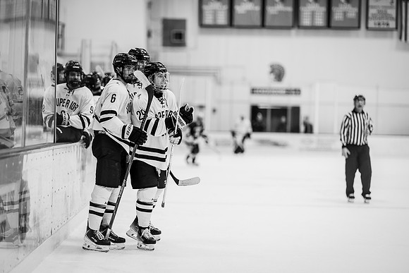 MHKY vs UWSP -212
