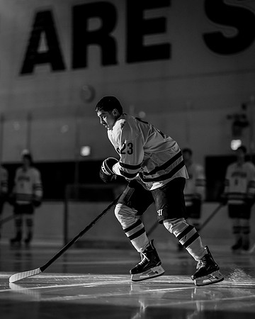 MHKY vs UWSP -17