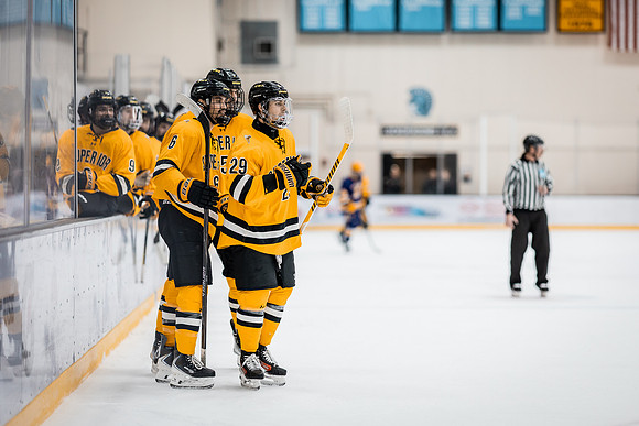 MHKY vs UWSP -213