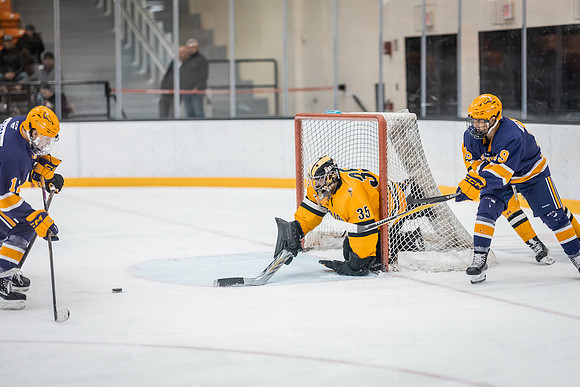 MHKY vs UWSP -249