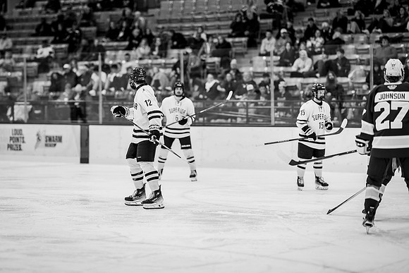 MHKY vs UWSP -128