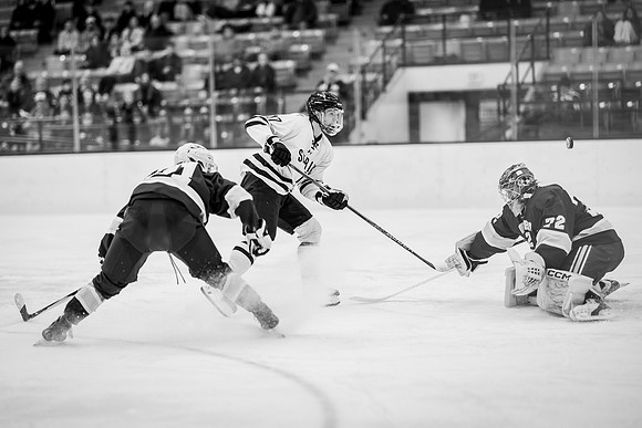 UWS MHKY vs UWSP -23
