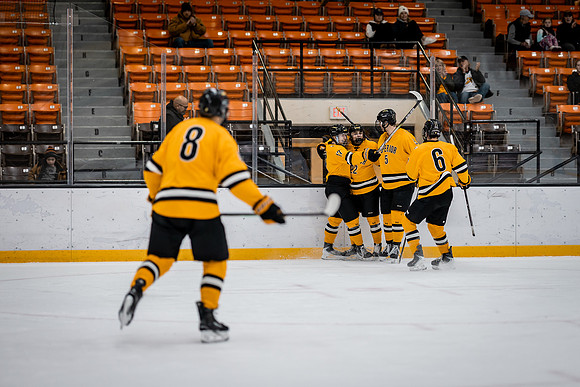 MHKY vs UWSP -99