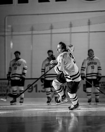MHKY vs UWSP -7