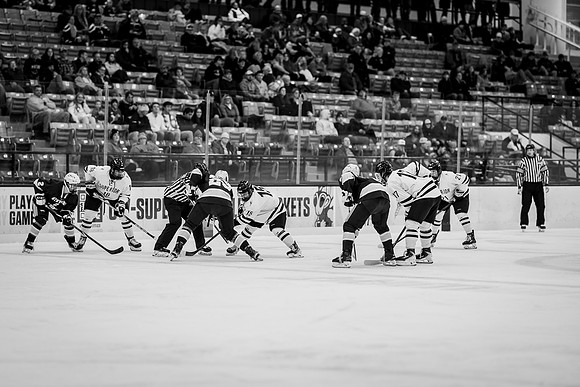 MHKY vs UWSP -49