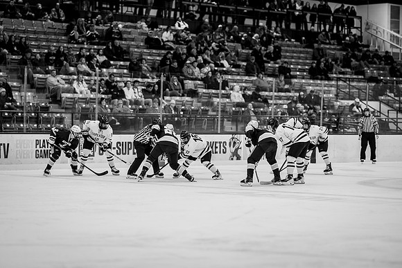 MHKY vs UWSP -75