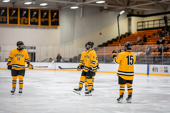 MHKY vs UWSP -112