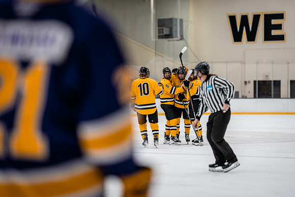 MHKY vs UWSP -45