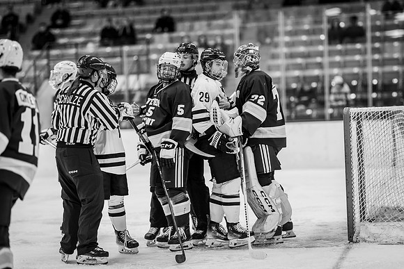 MHKY vs UWSP -123