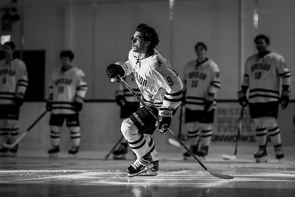 UWS MHKY vs UWSP -15