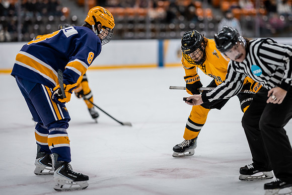 MHKY vs UWSP -94