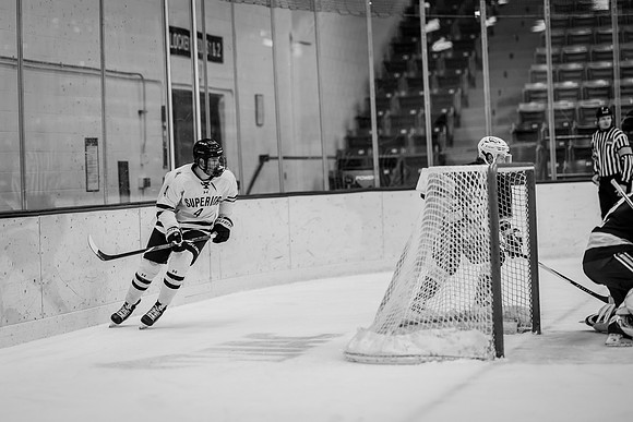 MHKY vs UWSP -54