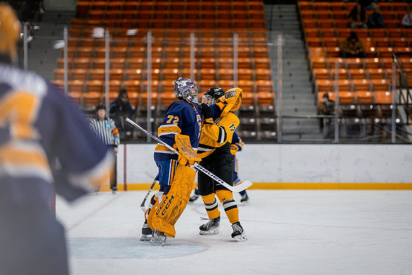MHKY vs UWSP -83