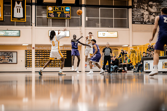 HARRY - MBB vs LORAS -47