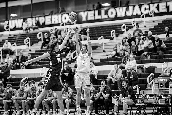HARRY - MBB vs LORAS -194