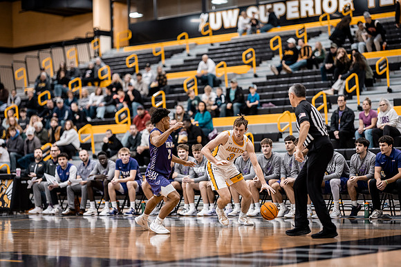 HARRY - MBB vs LORAS -180