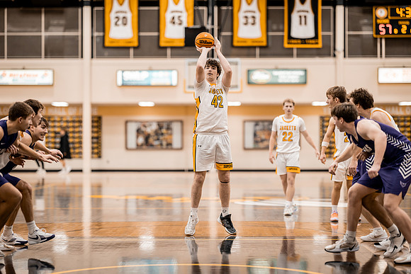 HARRY - MBB vs LORAS -126