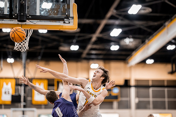 HARRY - MBB vs LORAS -11