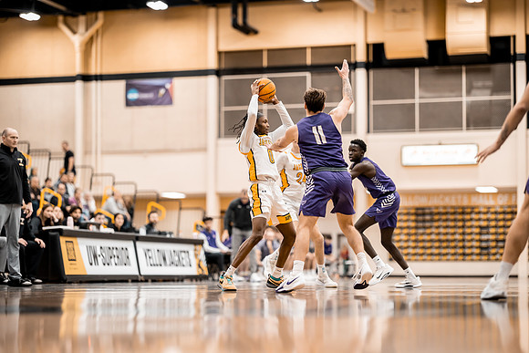 HARRY - MBB vs LORAS -63