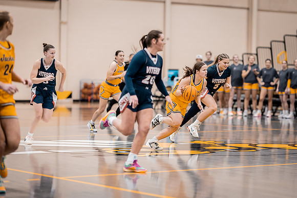 WBB vs Viterbo-70
