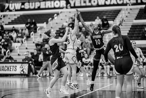 WBB vs Viterbo-72