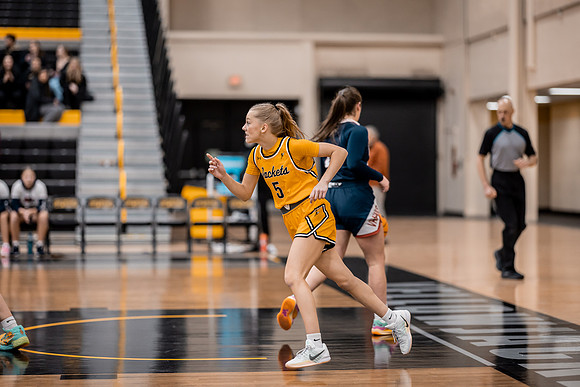 WBB vs Viterbo-81