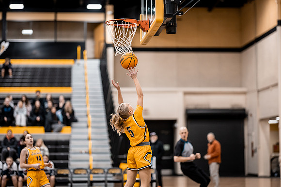 WBB vs Viterbo-79