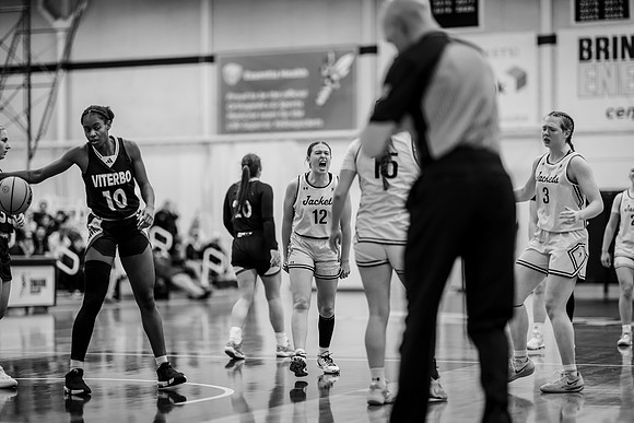 WBB vs Viterbo-22