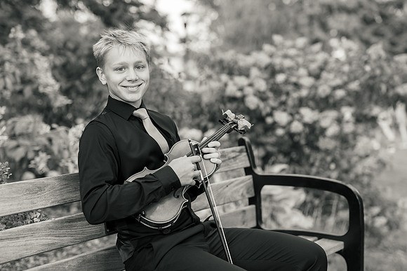 Torin Senior Shoot -1-42