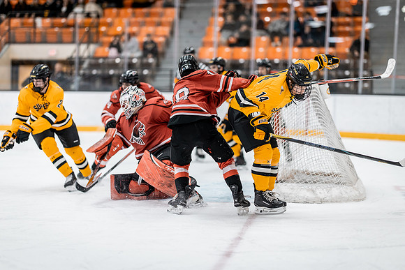 MHKY vs UWRF -67