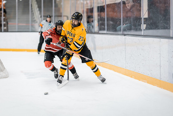MHKY vs UWRF -73