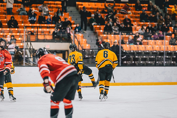 UWS MHKY vs UWRF-51