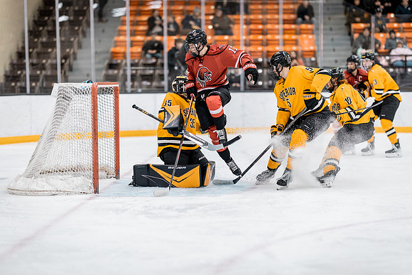 MHKY vs UWRF -58