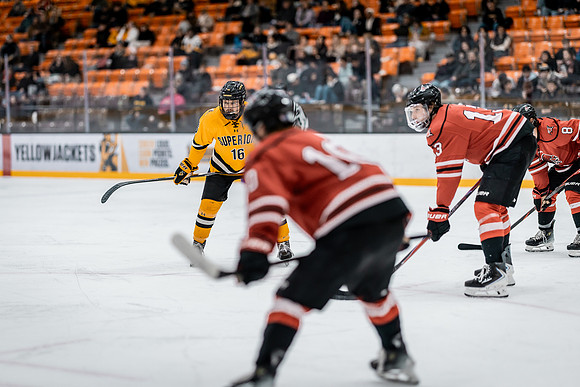 MHKY vs UWRF -70