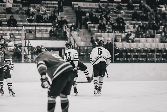 UWS MHKY vs UWRF-52