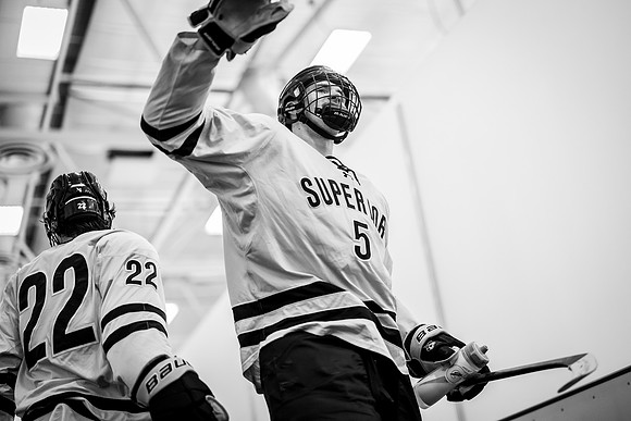 MHKY vs UWRF -150