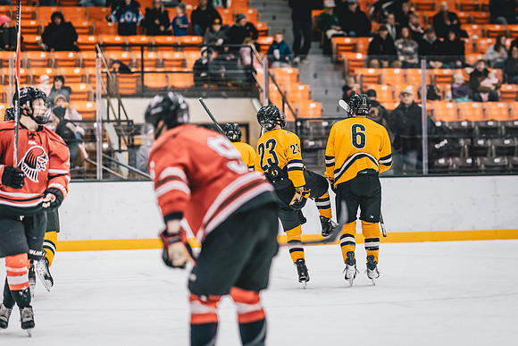 UWS MHKY vs UWRF-4